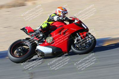 media/Jan-09-2022-SoCal Trackdays (Sun) [[2b1fec8404]]/Turn 8 (1045am)/